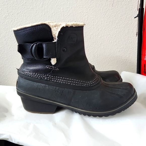 Sorel Fancy II Lined Waterproof Ankle Duck Boots - Picture 1 of 6